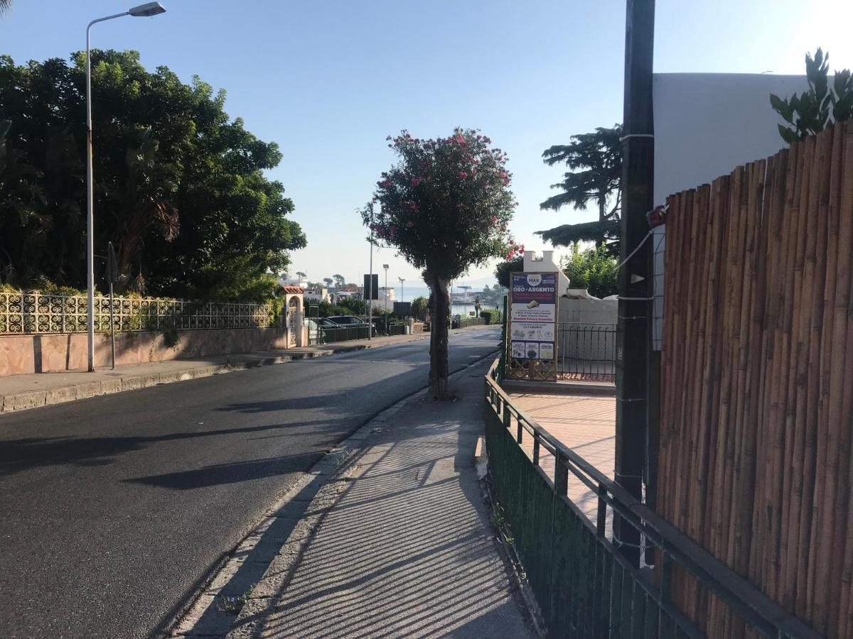 La Casetta Al Porto Di Ischia Apartment ภายนอก รูปภาพ